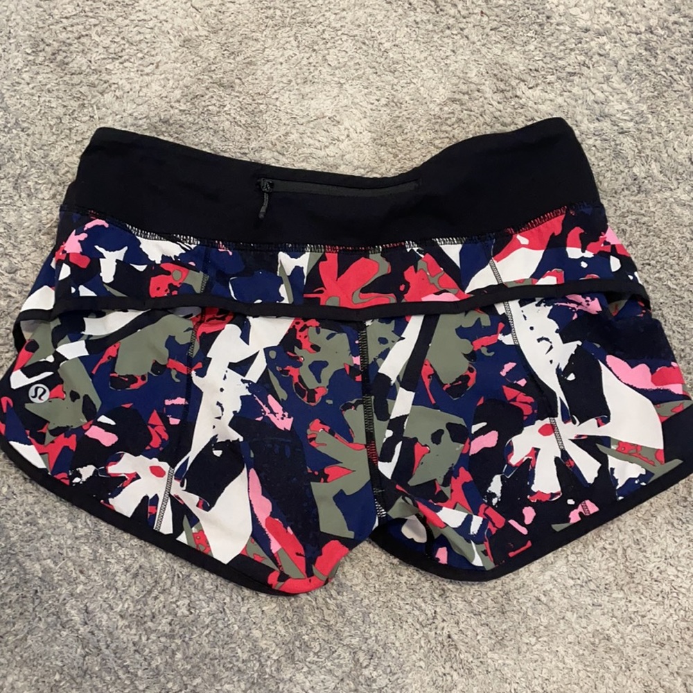 Lululemon Short - Picture 2 of 3